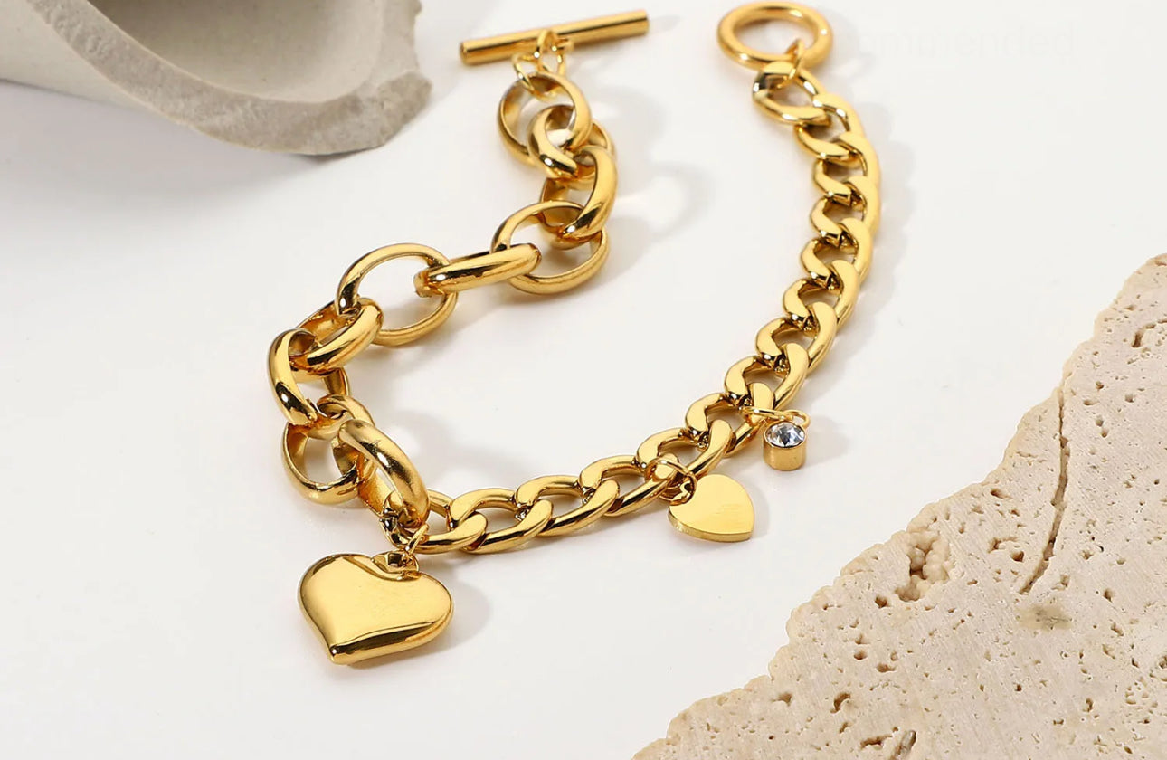 Royal’s Charming Charm Bracelet