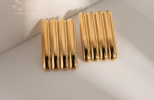 Jadore Dora Minimalist Earrings